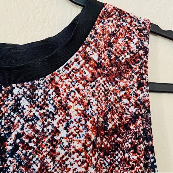 Mossimo Open Sheer Back Sleeveless Top - Picture 3 of 6